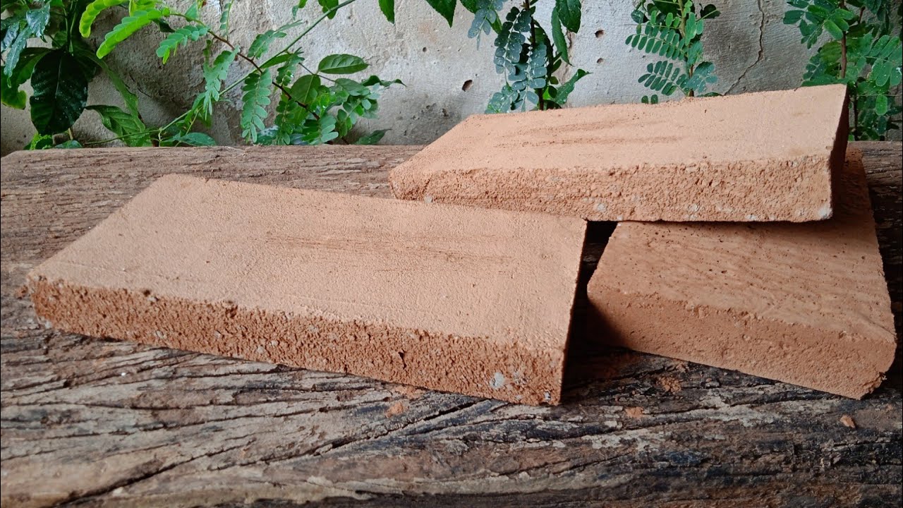 FIZ TIJOLO REFRATÁRIO COM TERRA DE FORMIGA
