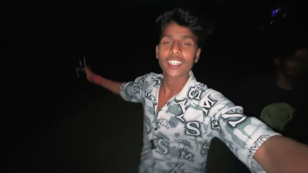 होलिका दहन के लिए लकड़ी चोराने आए हैलोग 🥰#vlog 