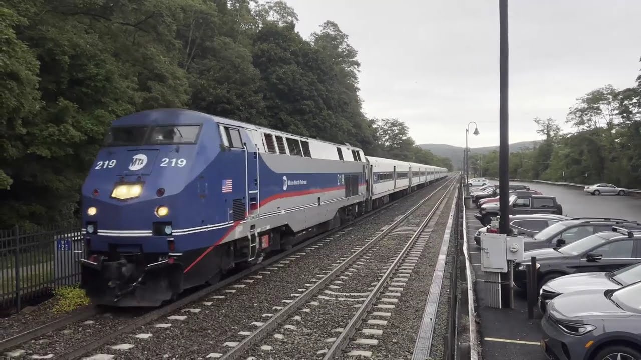 (4K)Amtrak, CSX, and Metro North at Manitou and Cold Spring