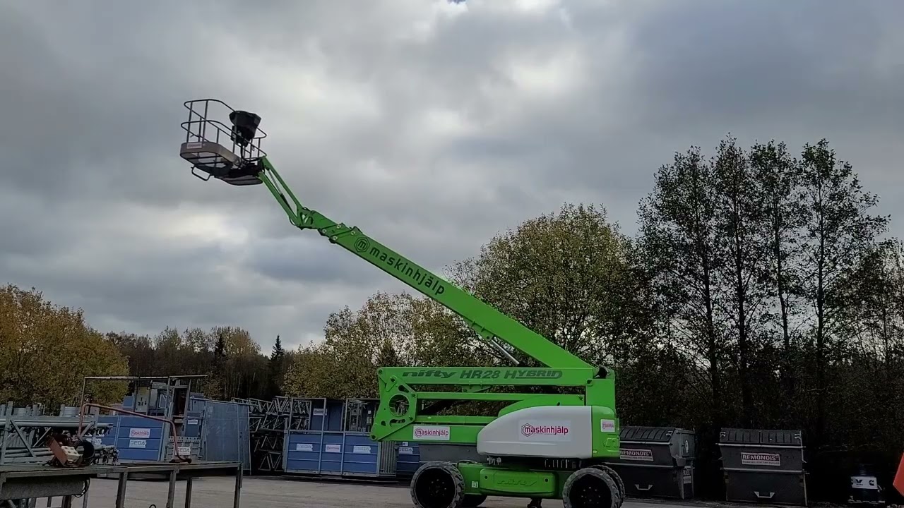 Bomlift hybrid elektrisk /diesel Nifty HR 28 / Boom lift hybrid finns på auktion hos Retrade.eu
