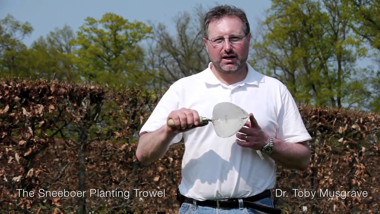 The Sneeboer Planting Trowel