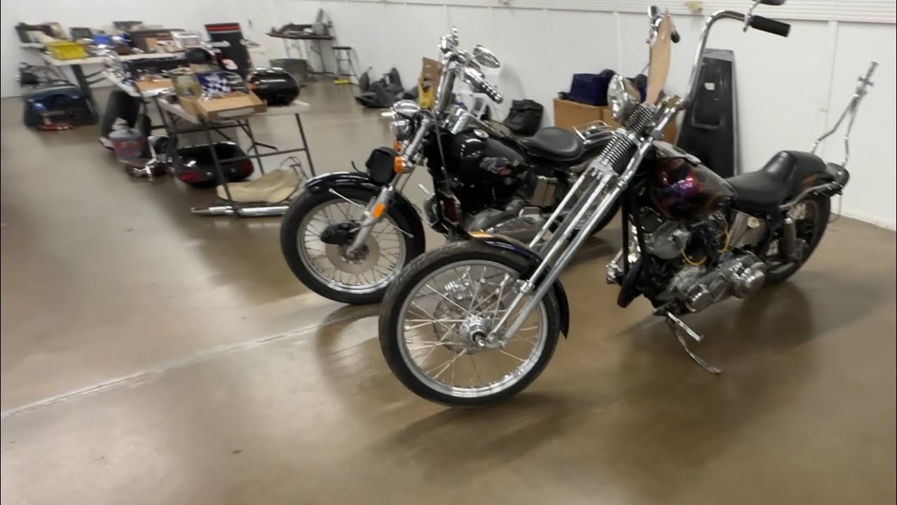 Я взял своего друга-эксперта по Harley на ярмарку Walneck’s Swap Meet в Спрингфилде