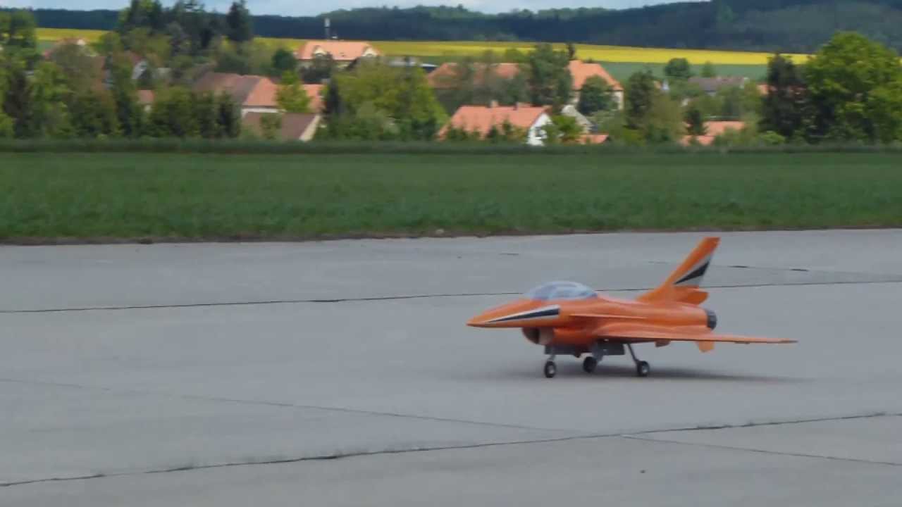 RC jet IAI Lavi