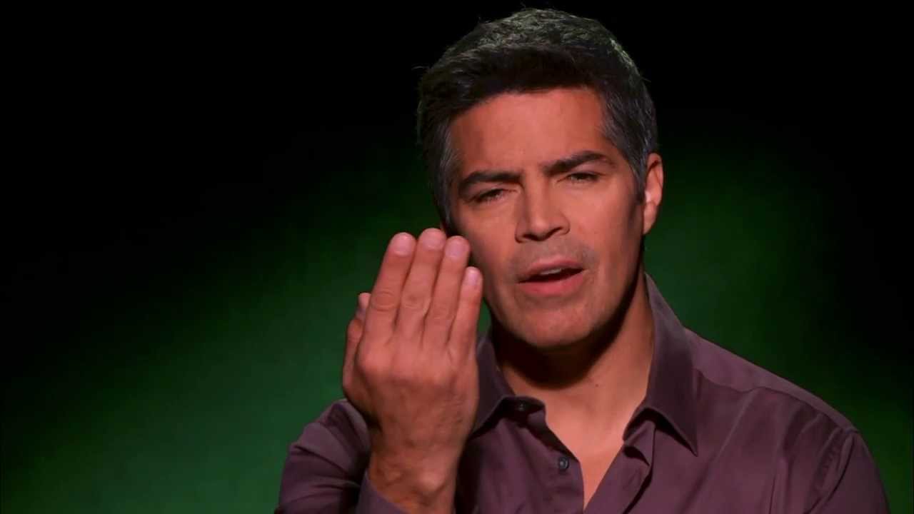 Celebrity Ghost Stories - Esai Morales