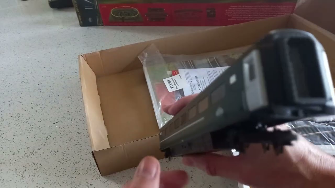 Hornby 00 Gauge GWR HST set Unboxing & future Plans