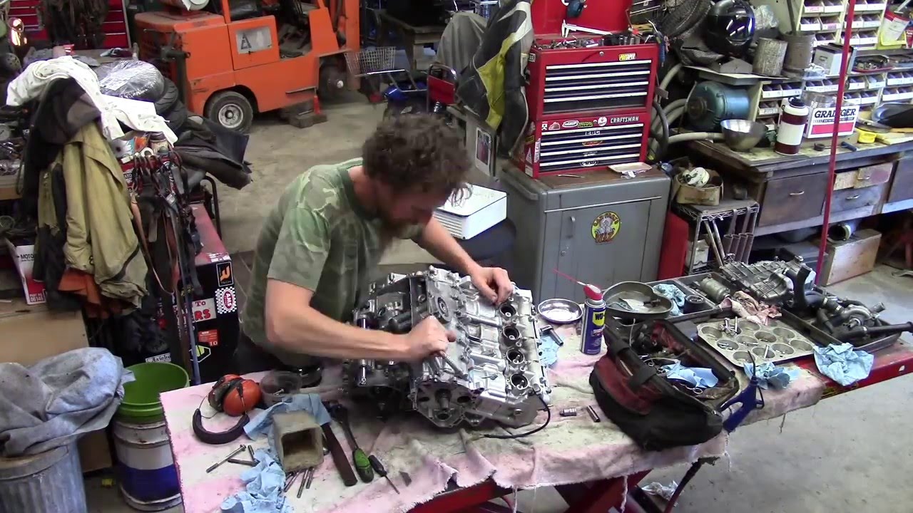 Mantis Garage  EP. #9 CBR954 Basket case E-Bay build