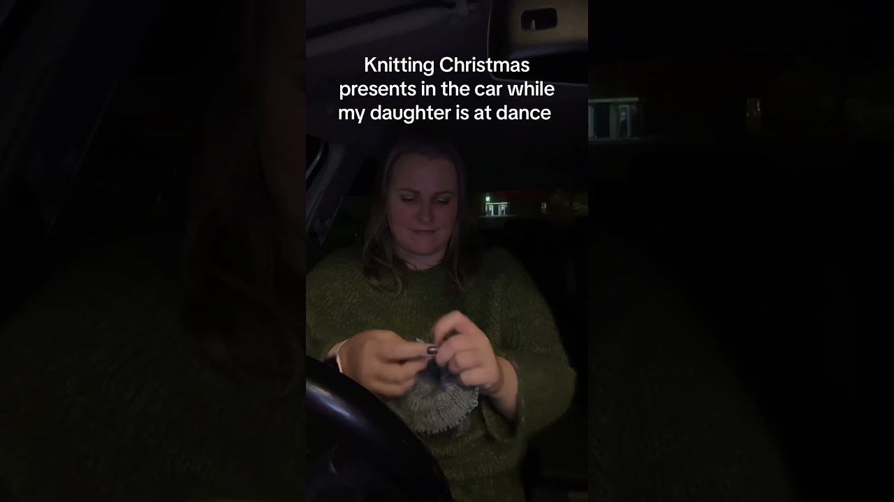 #strikking #knitting #homemadegifts #slowfashion #knittedsocks