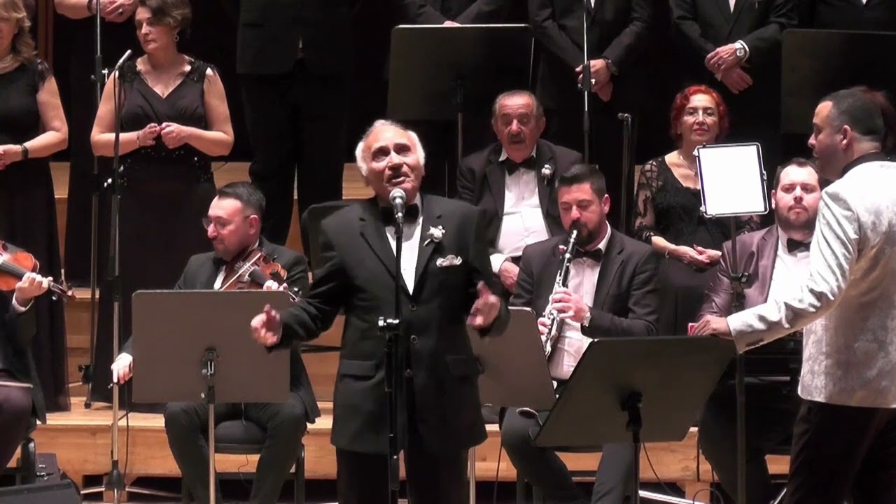 LÜTFİ KILIÇ  YILDIZLI SEMALARDAKİ HAŞMET NE GÜZEL ŞEY