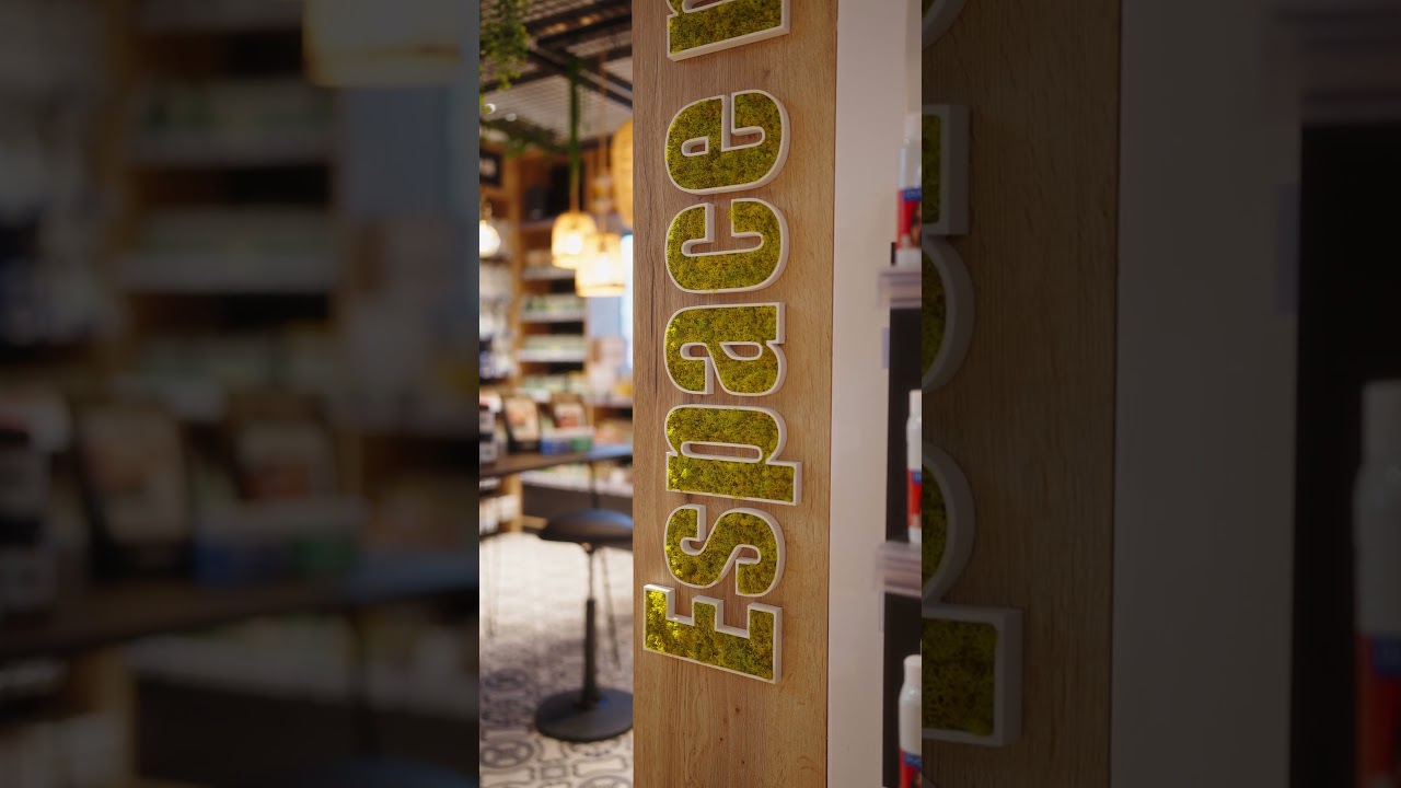 Identité, design, performance : Agencement de la pharmacie Saint-Jean-Jacques de Cognac