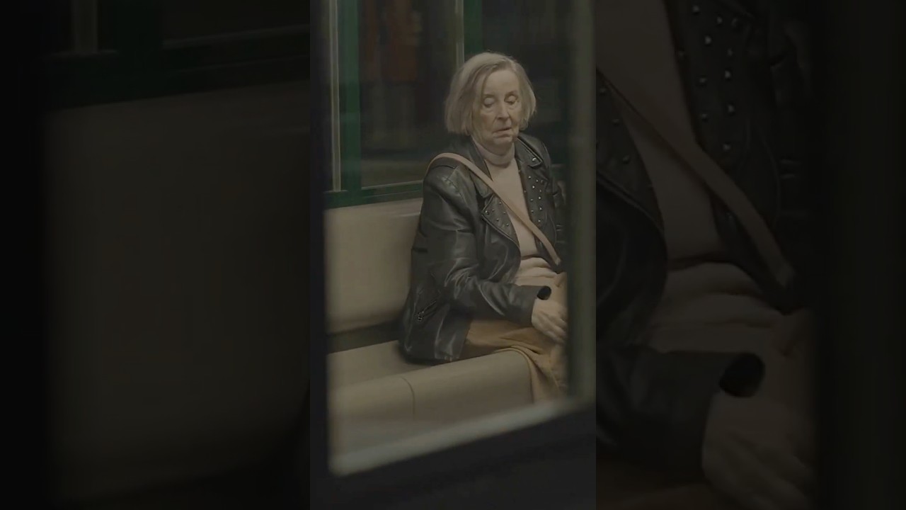 The Brave Old Woman #trendingshorts #trending #animation #bravery #courage #inspiration #storytime