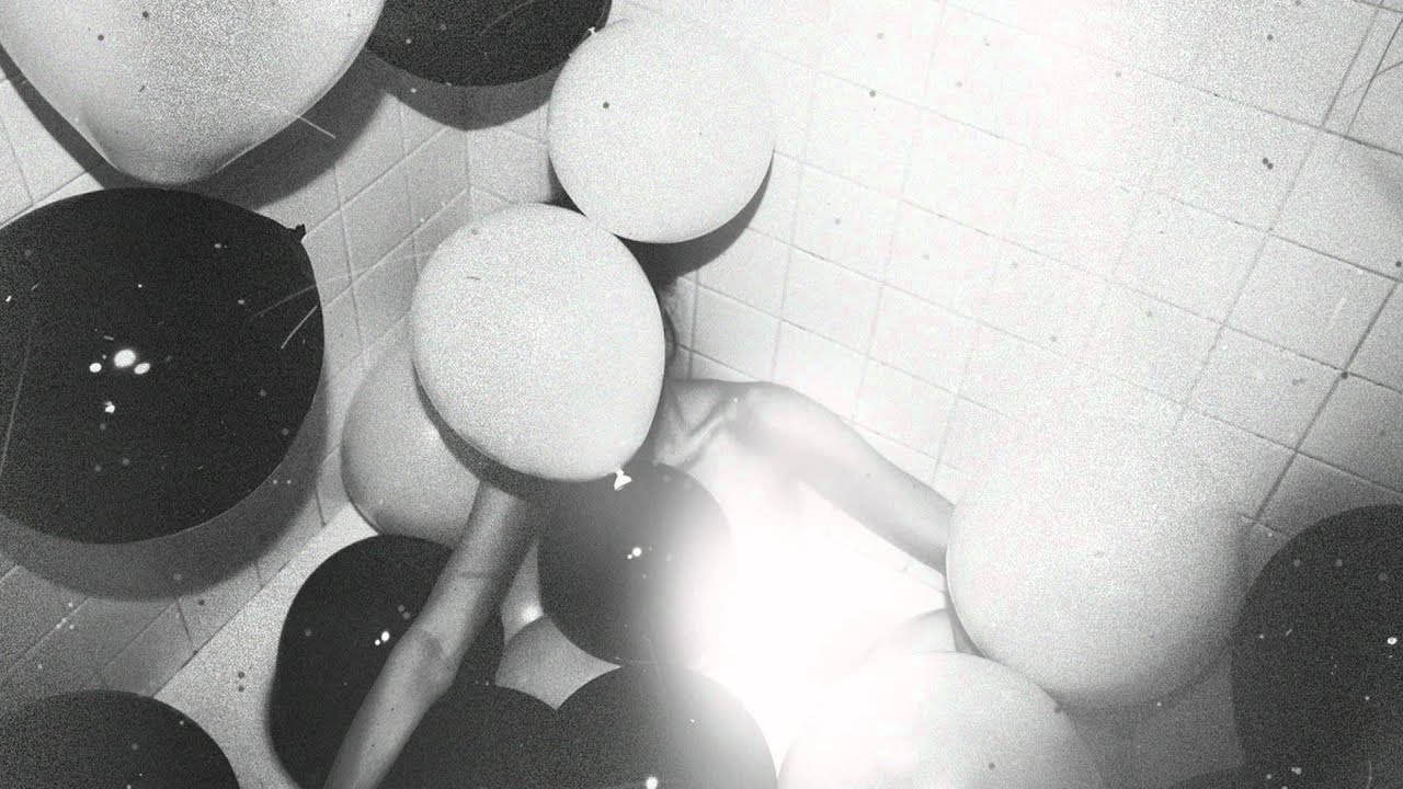 The Weeknd - House Of Balloons / Glass Table Girls