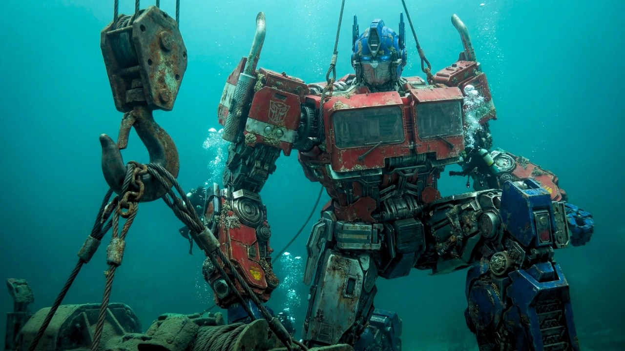 Deep Sea Discovery: We Restored a Lost Optimus Prime Robot 😳🌊