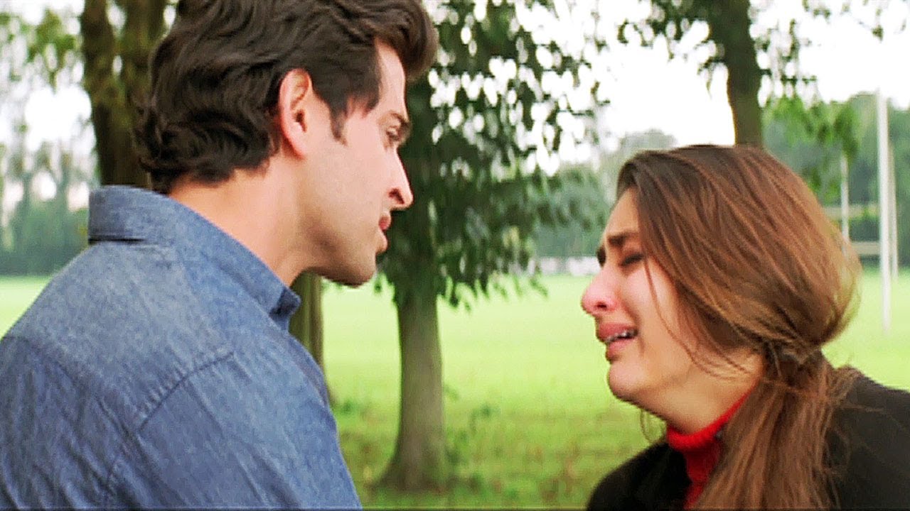 Hrithik Ko Dusri Ladki Ke Saath Dekh Ro Padi Kareena | Yaadein | Bollywood Movie Scene