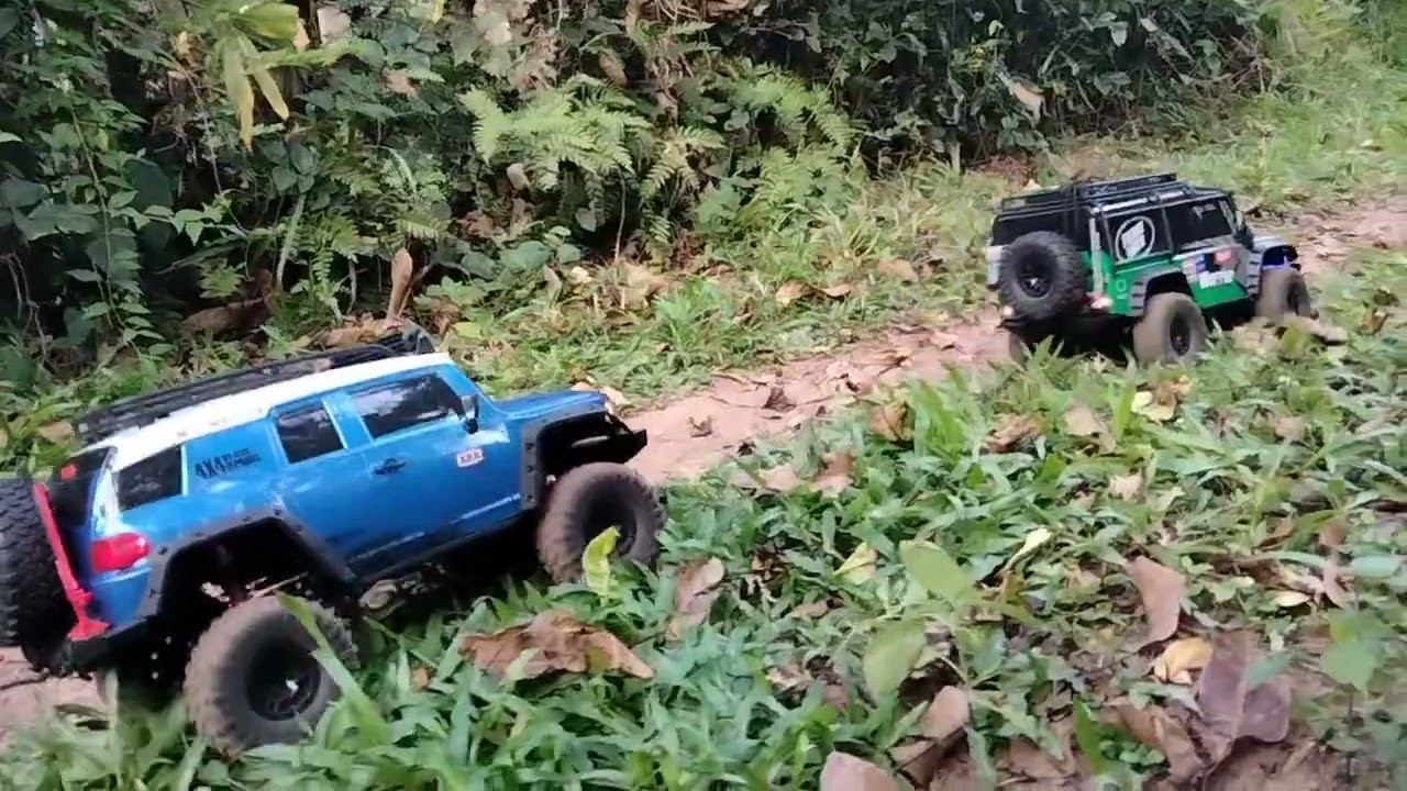 DEFENDER VS FJ CRUISER| Radio control RC CARS. ZP 1006 ZP1007| RC lovers💙 please like & share