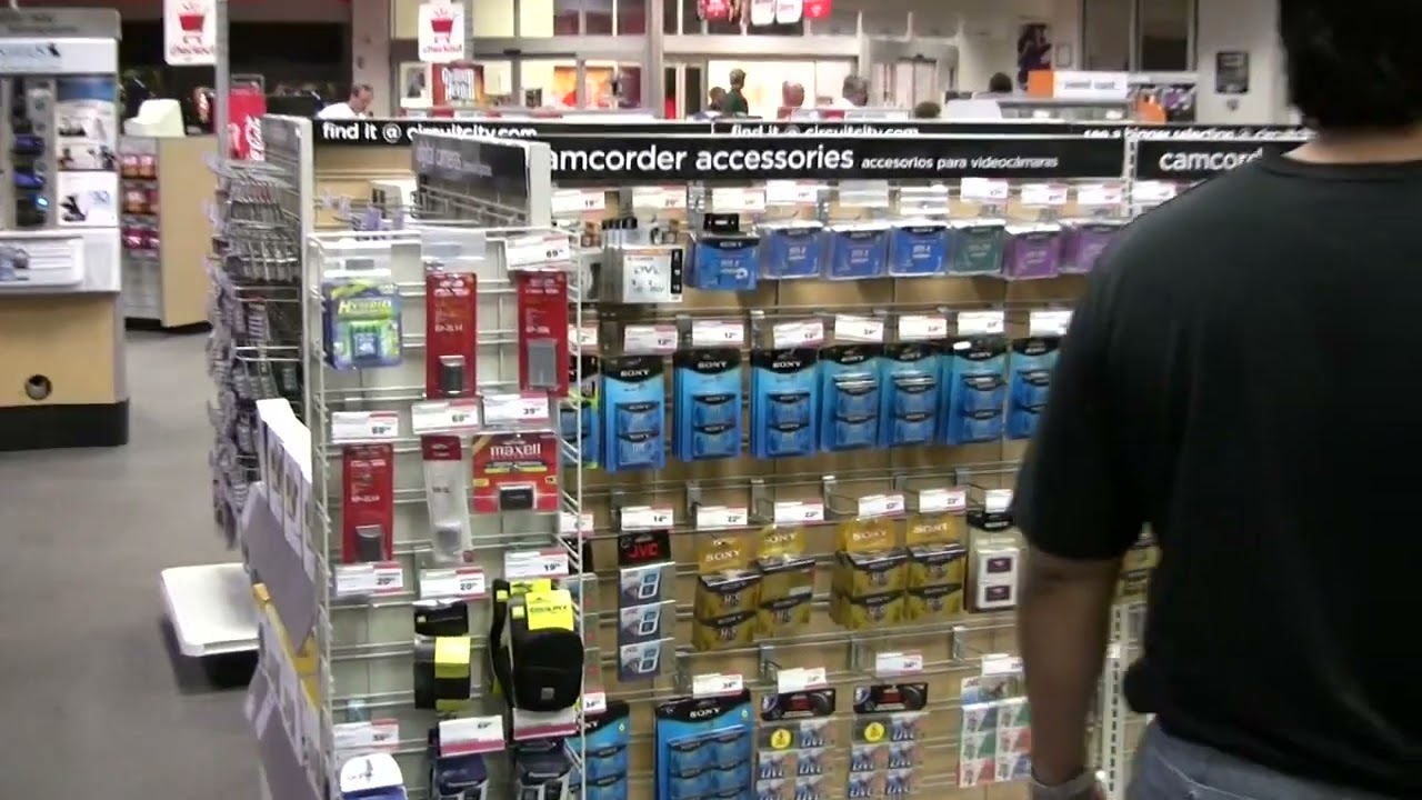 Testing the Canon HV20 at Circuit City, San Antonio, TX (2007)
