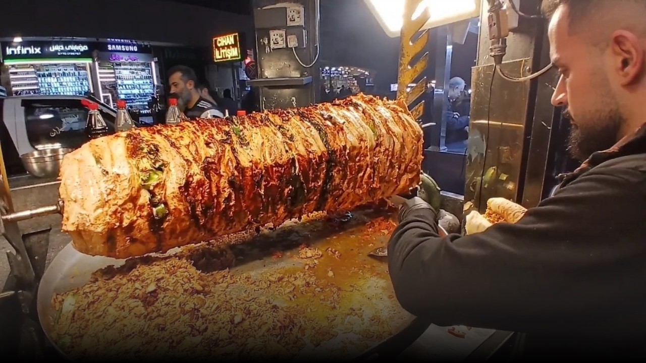 A Crowd Of Customers In A Small Restaurant With Delicious Shawrma | Iraq Street Food