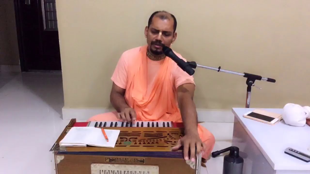 Gurudev Krpa Bindu diva -Bhajan-16-6-17 Evening