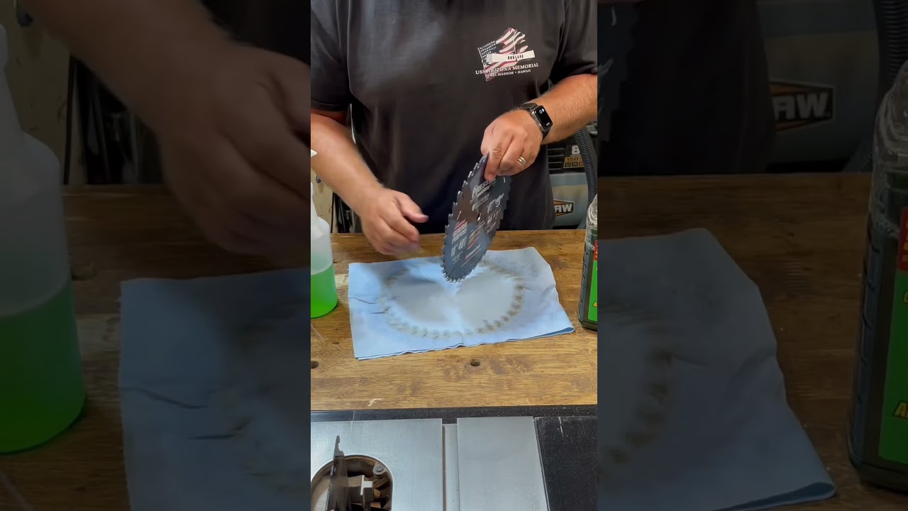 Clean your blades the easy way!! #woodworking #tablesaw #maintenance #cleaning #sawblade #diy