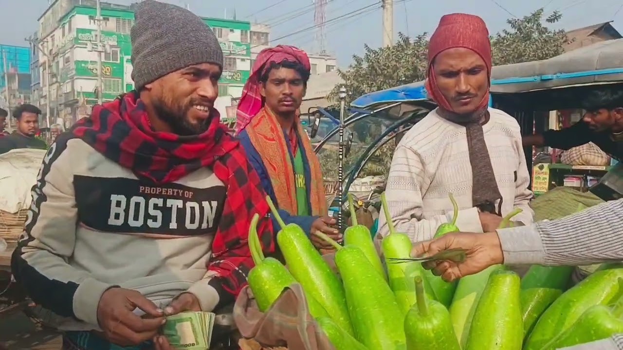 নরসিংদী বেলাব থানা, বারৈচা বাসস্ট্যান্ড টাটকা শাকসবজি কাঁচামাল পাইকারি বাজার। 