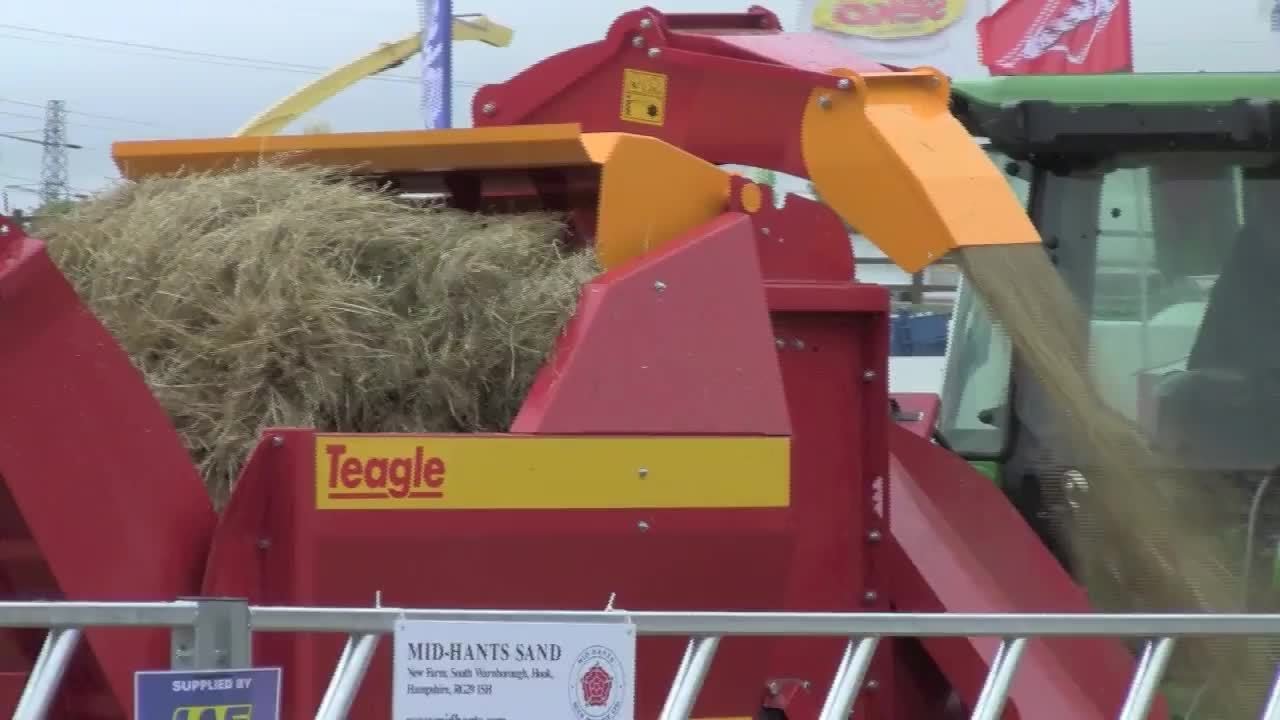 Измельчитель тюков Teagle Tomahawk 8080