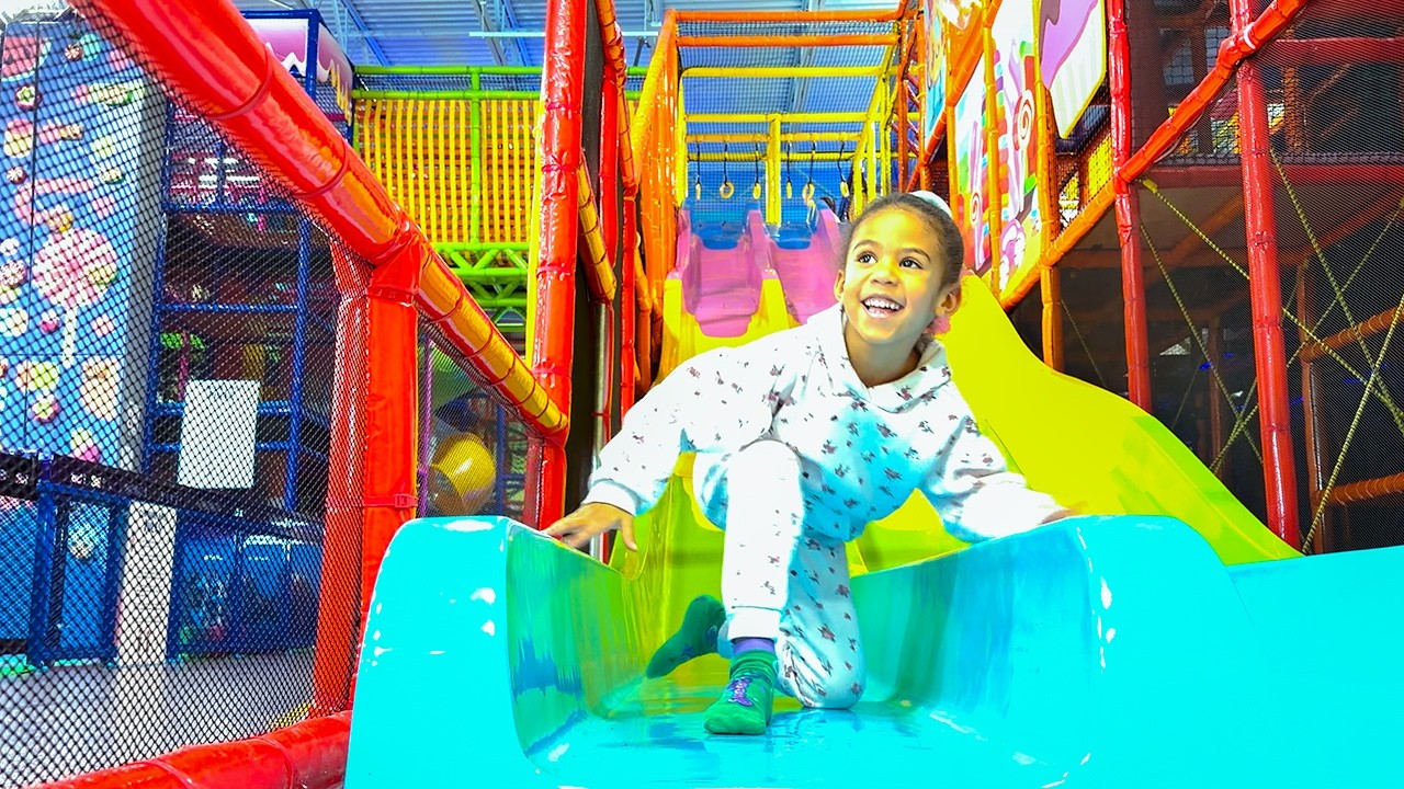 This Indoor Playground Was a Kid’s DREAM (She Didn’t Want to Leave) #familyvlog #kidfun #funwithkids