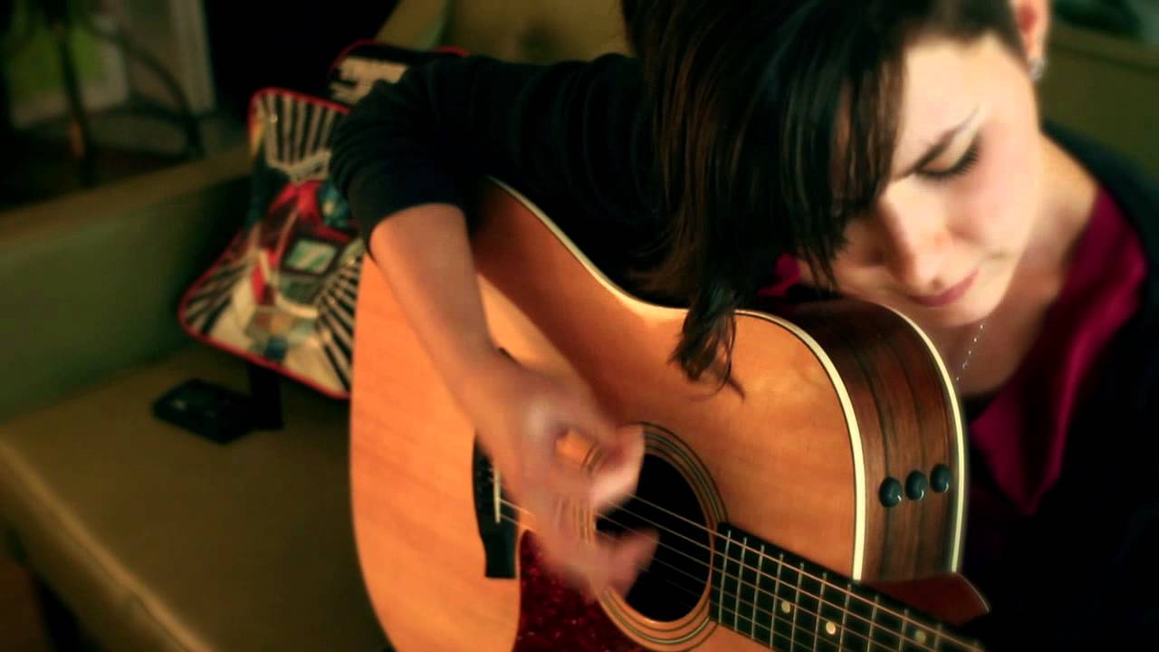 Kaylee Johnston - Green Couch Session