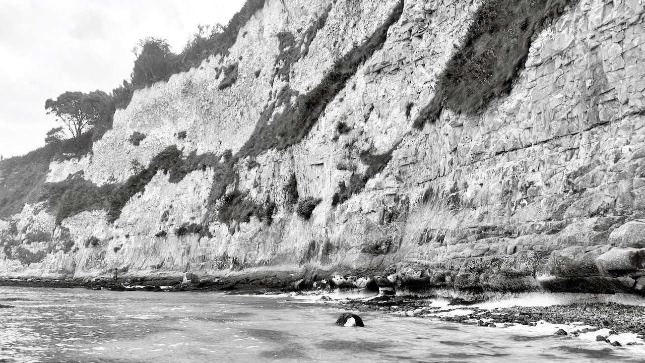 Kayaking to Old Harry