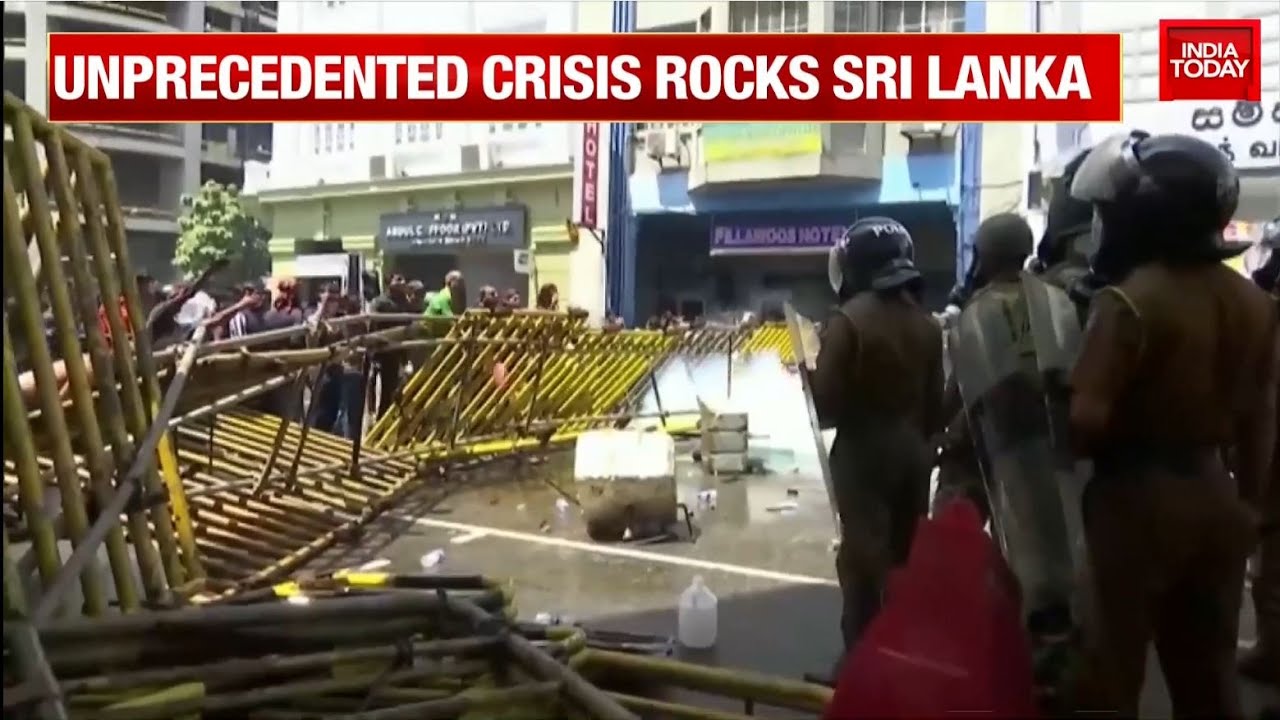 Video Outside President's House In Colombo Shows Complete Chaos As Gotabaya Flees