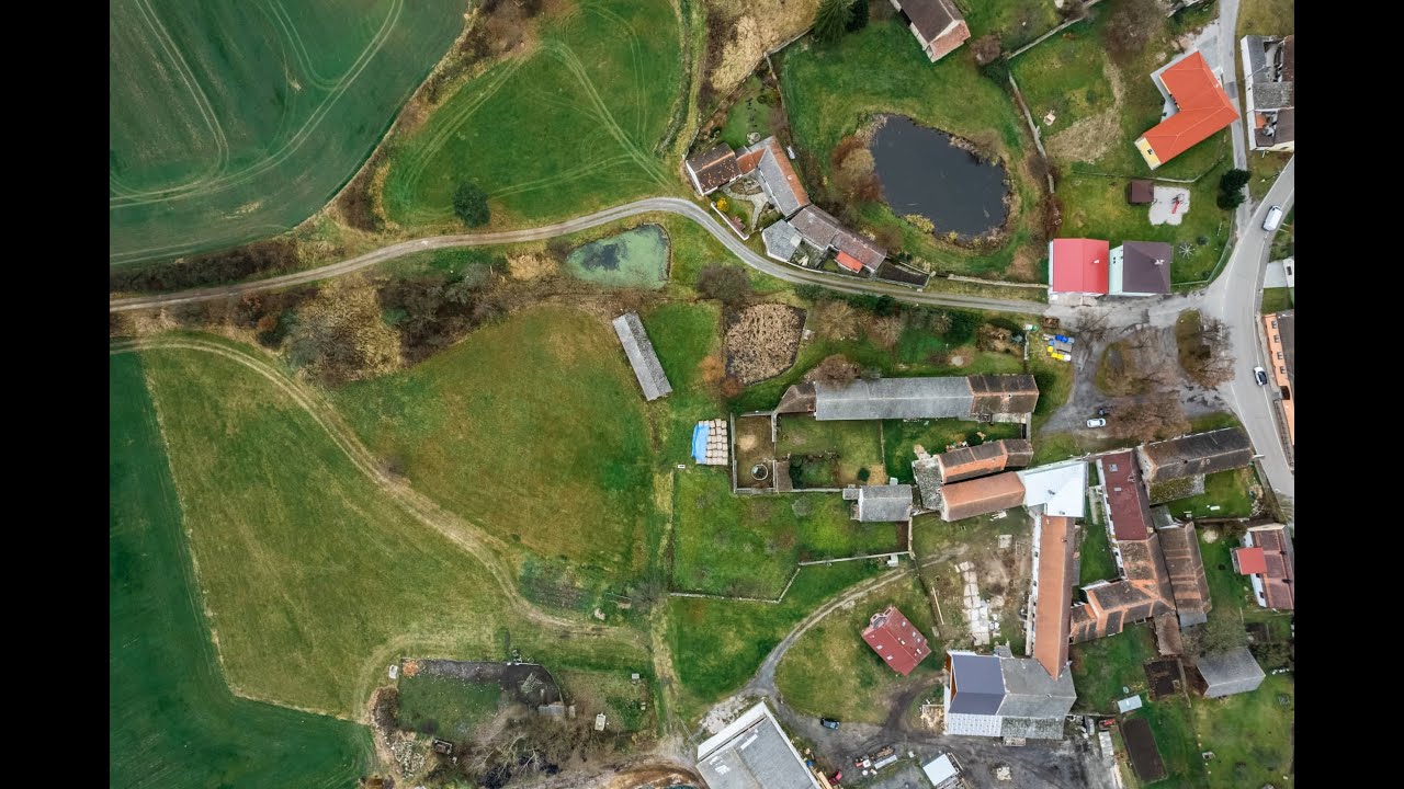 Prodej zemědělské usedlosti v Heřmani s pozemkem 8946m²