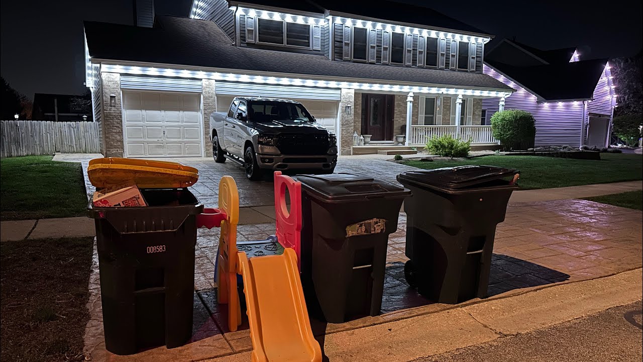 Trash Picking Millionaires Homes! - Chicagoland Garbage Picking