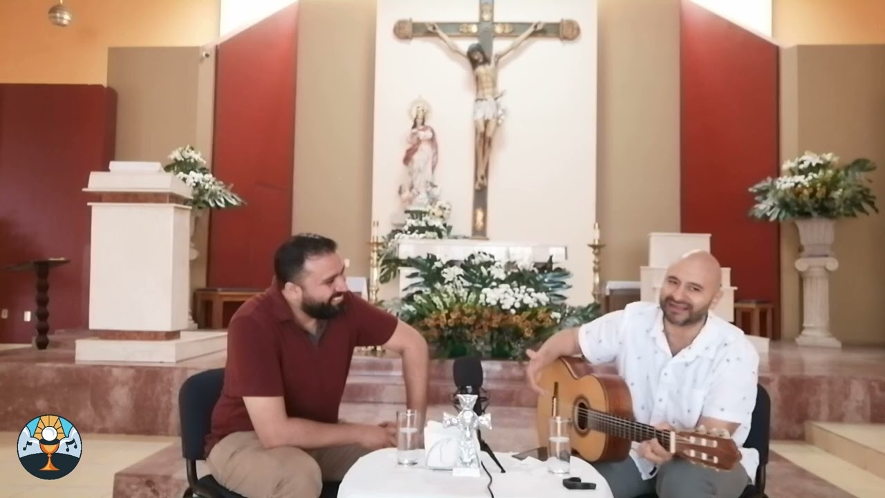 ENTREVISTA Y CANTOS CON ROGELIO CASASOLA CANTAUTOR CATOLICO