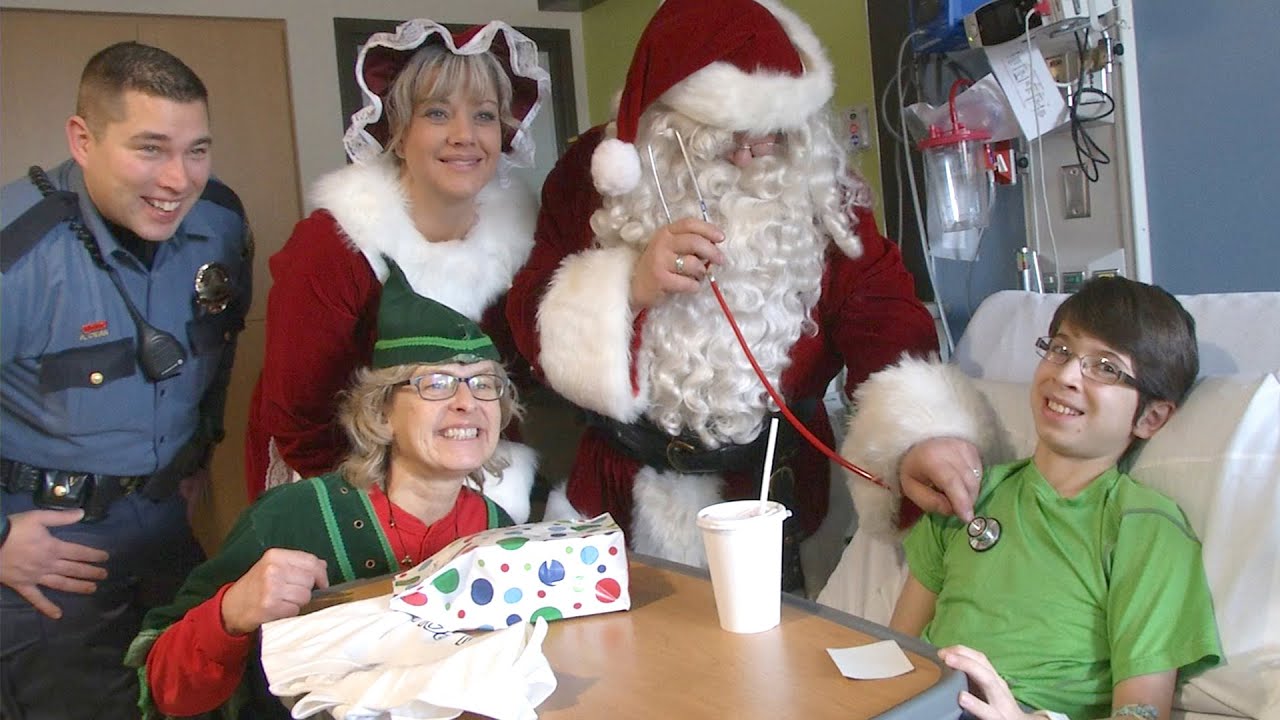 SPPD Brings Holiday Cheer to Children's Hospital