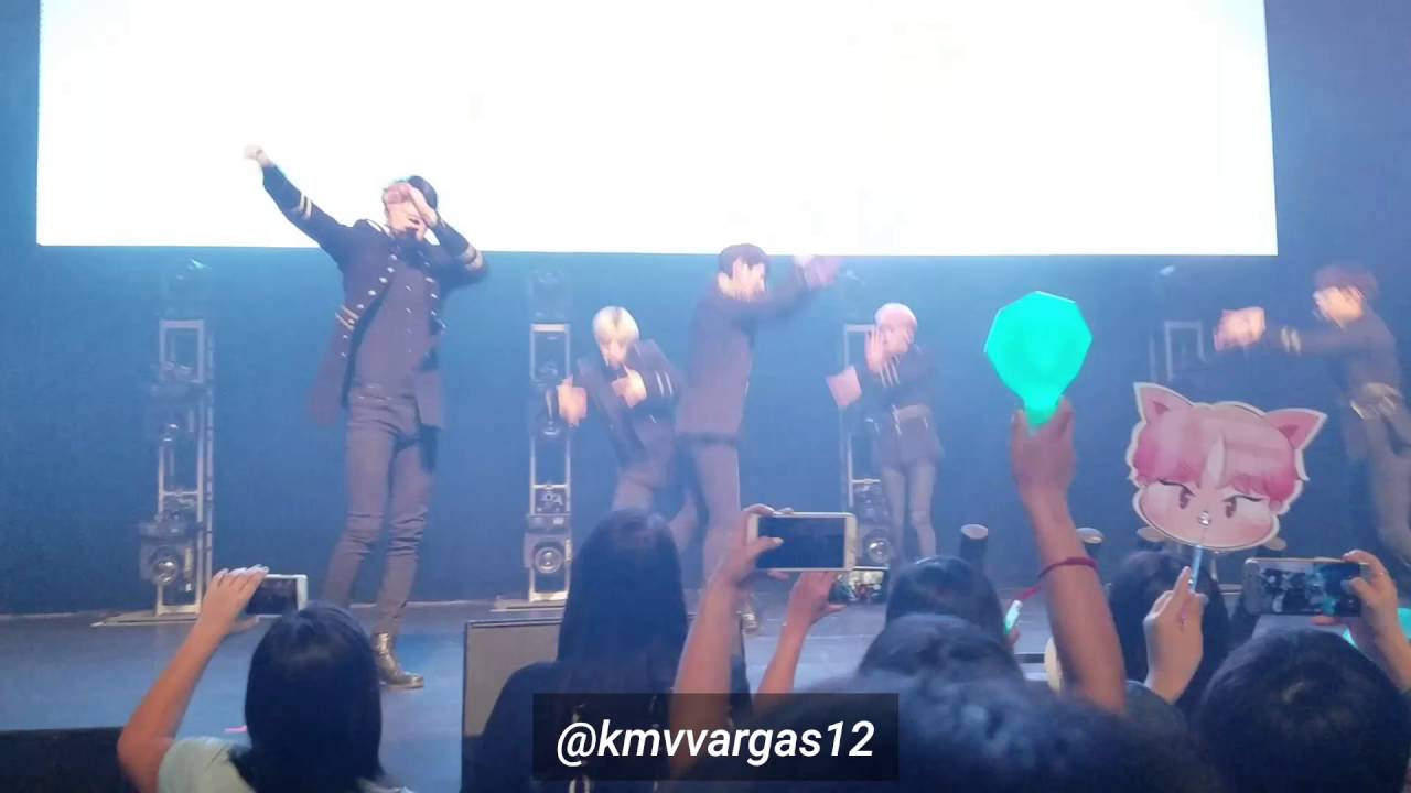 SHINee Chicago - Intro VCR + 