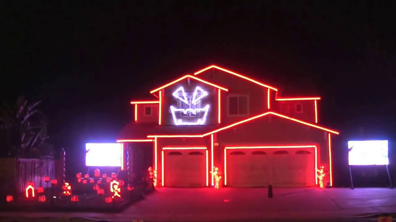 Riverside Halloween House Creative Lighting Displays  California October 22 2015