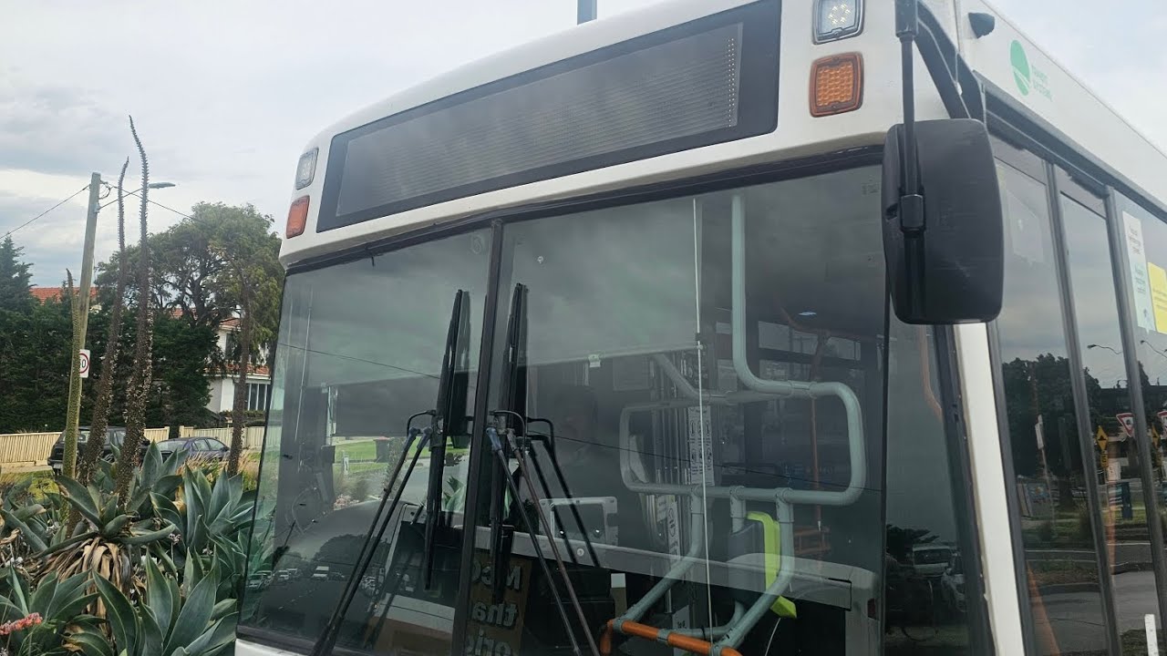 Full Journey - route 471: Williamstown to Sunshine Station