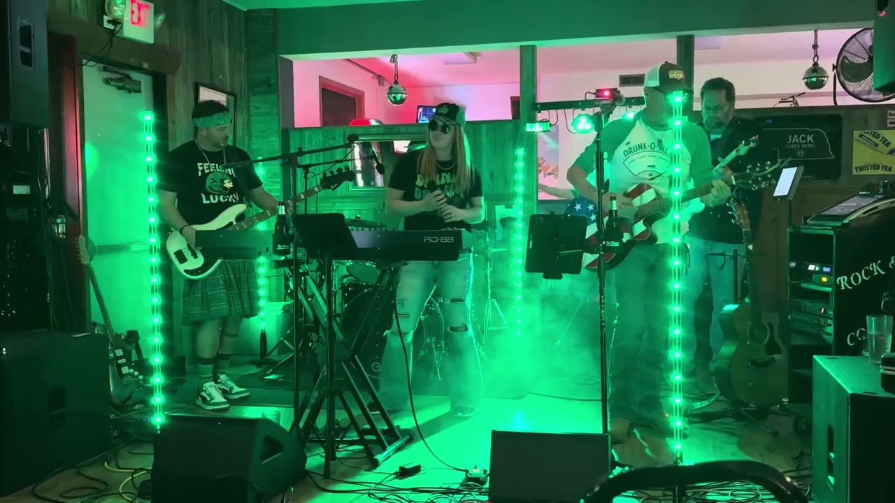 Dreams (Fleetwood Mac) covered by Rock and Roll Cowboyz 
