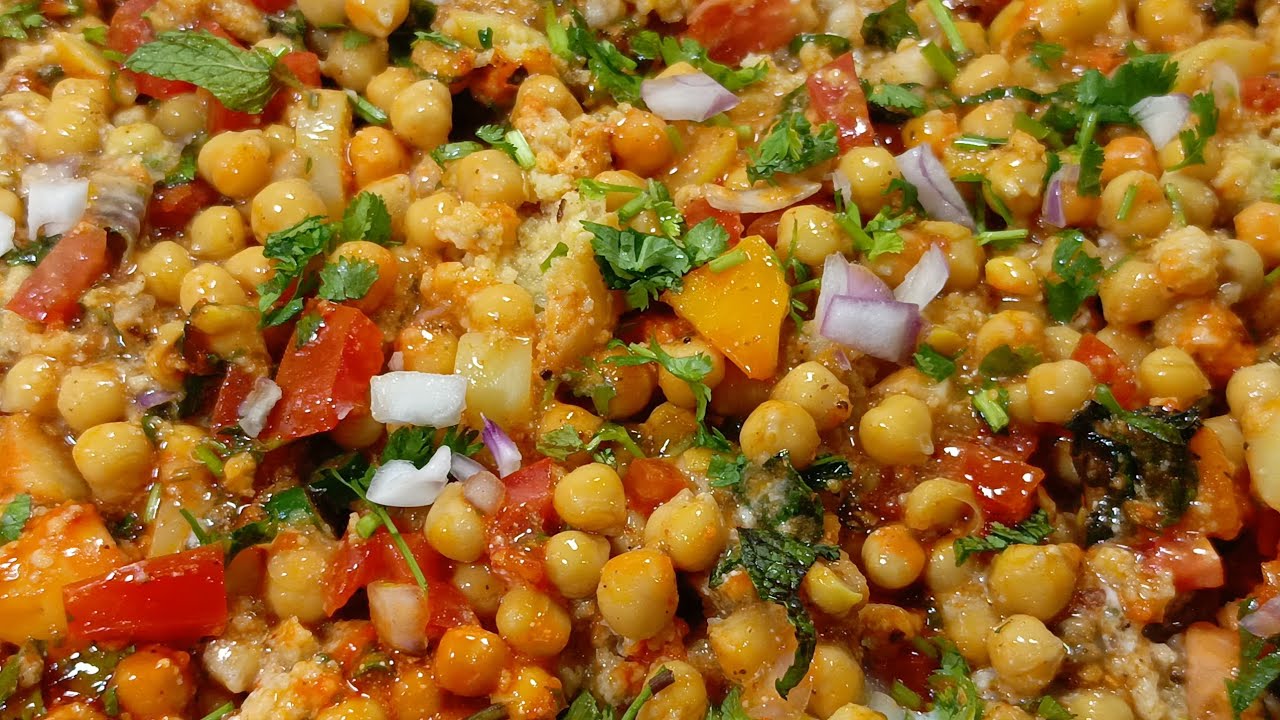 Quick and easy Chana Chaat recipe with 3 sauces | Homemade quick Chana Chaat recipe