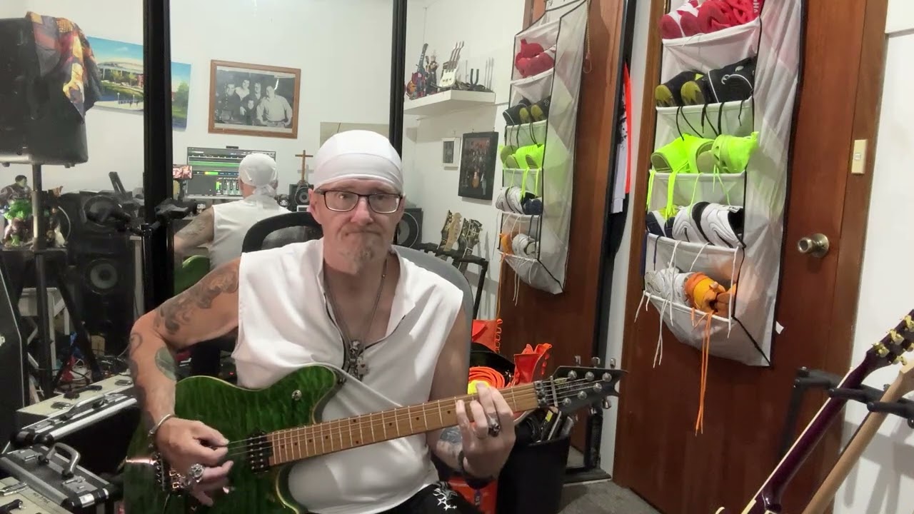 I LOVE THE WAY YOU MOVE