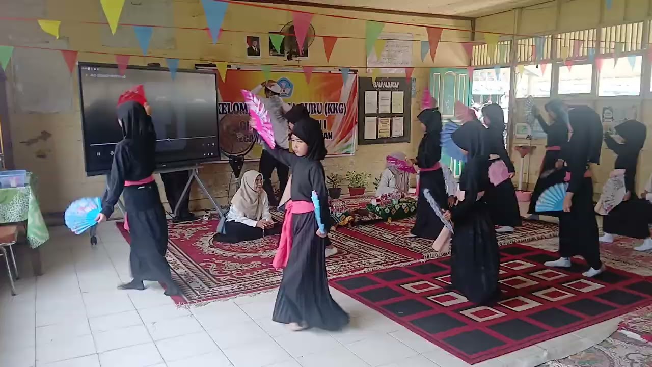 Penampilan Tari waktu acara KKG
