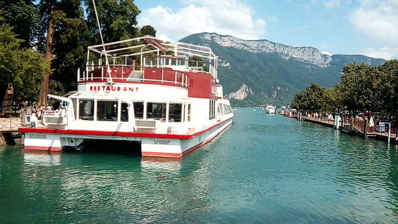 Visite Annecy et Découverte d'Annecy en mode ChiLL AnGe