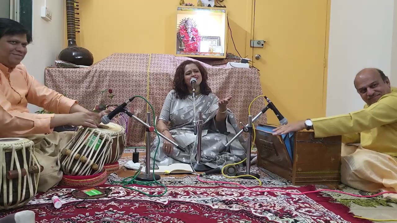 सैंया निकस गए, मैं ना लड़ी थी, चादर ओढ़े पलंग पड़ी थी” – अर्थ (कबीर भावधारा की ठुमरी)“