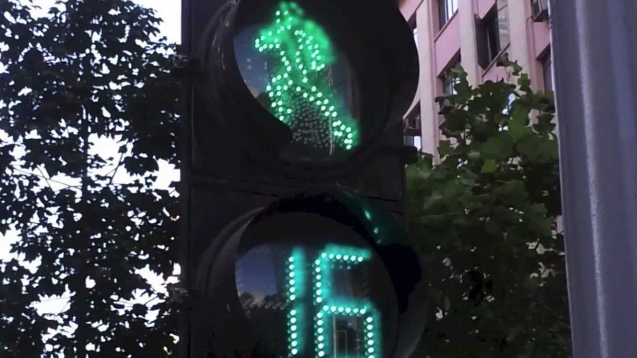 Semáforo de pedestres em Santiago/Chile - Semáforo Peatonal