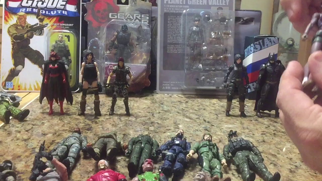1:18 scale action figure size comparison