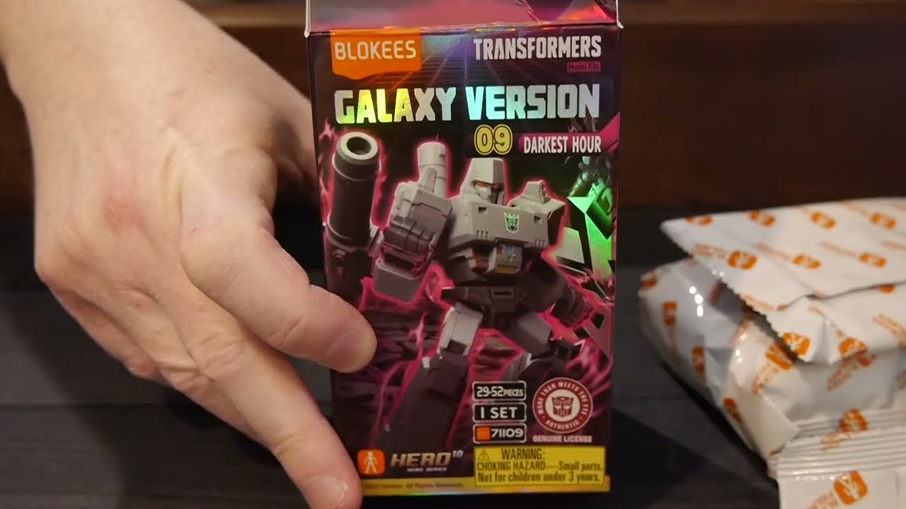 Blokees Build: Transformers Galaxy Version 09 Darkest Hour - Thrust