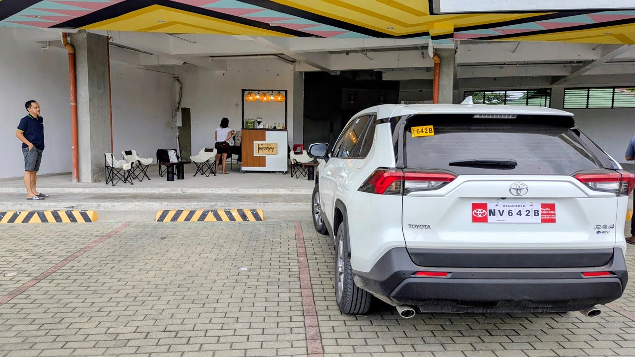 Can the Toyota RAV4 XLE Hybrid Handle Tuburan 360 Mountain Roads?