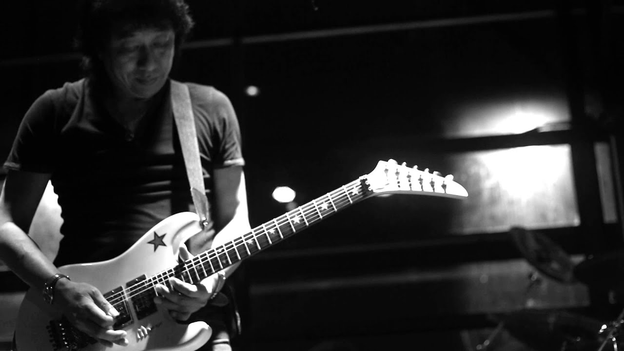 Kaleidoscope - Parisienne Walkways (Gary Moore Cover)