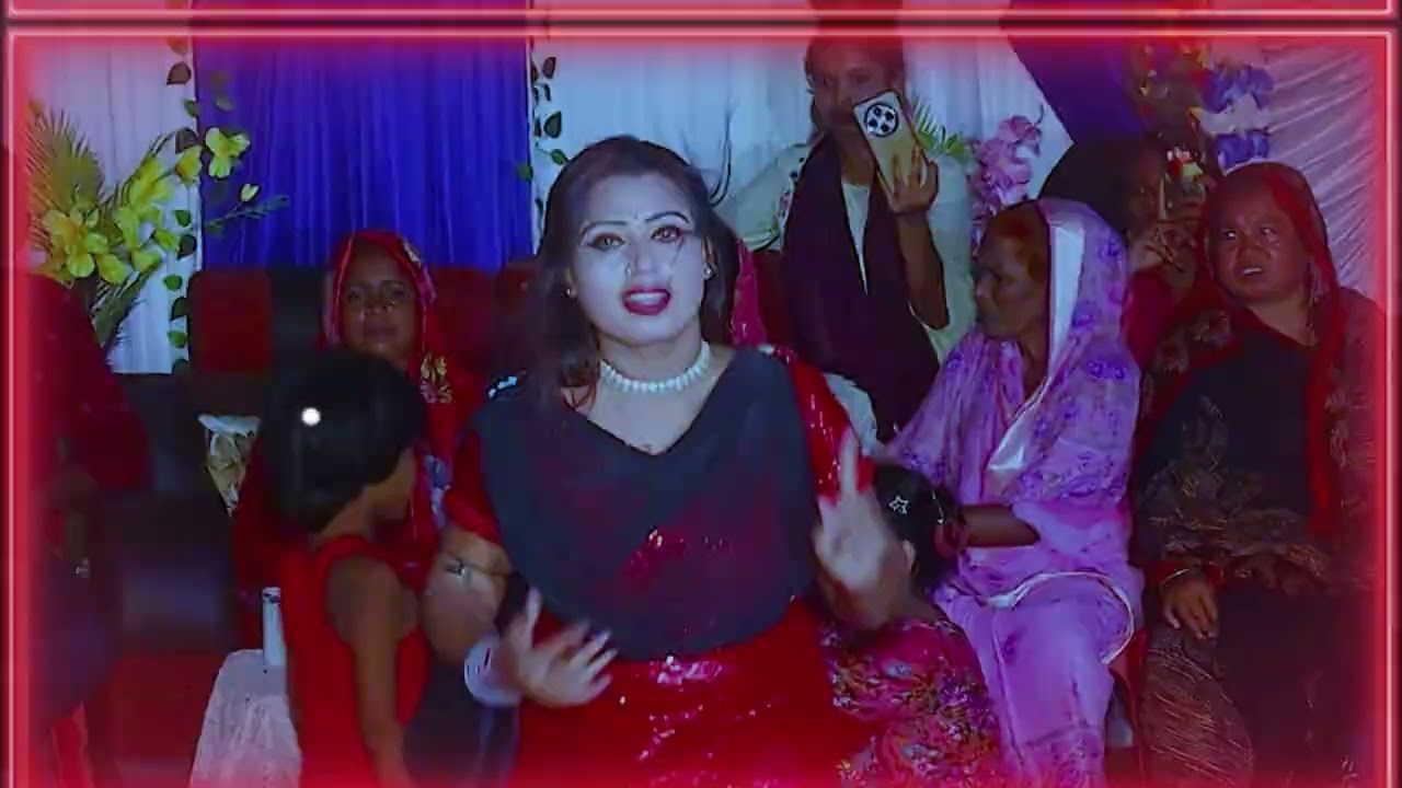 গ্রামের মেয়ের অস্থির নাচ | Amar Thot Norom |  আমার ঠোঁট নরম | Bangla Wedding Dance 2026