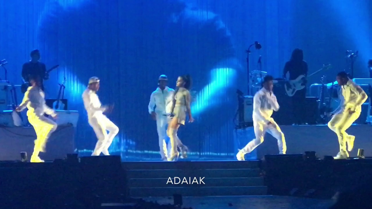 ARIANA GRANDE - GREEDY LIVE -Barcelona 13/06/2017