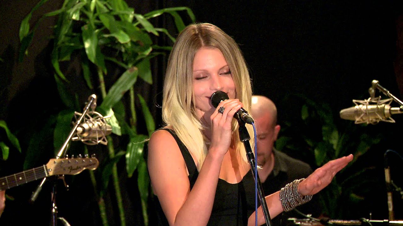 Erin Boheme sings Everyone But Me with Michael Buble intro