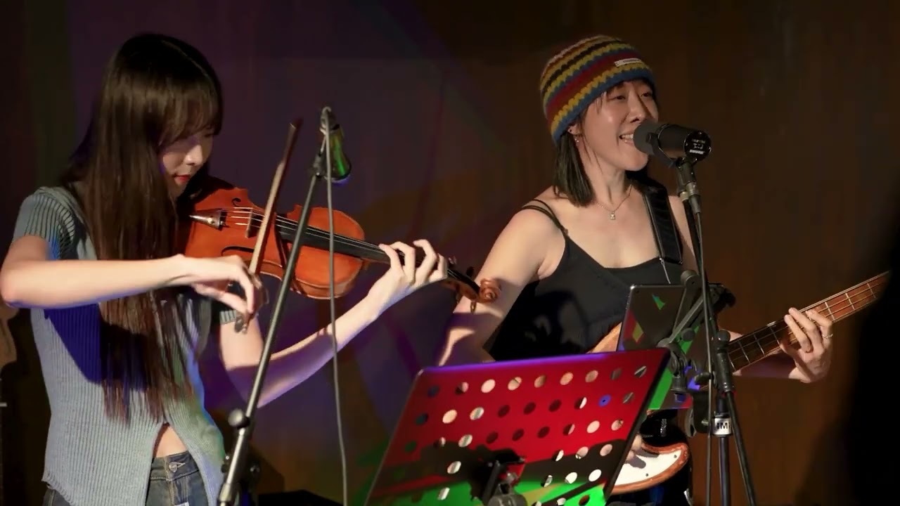 [Live] 그 언젠가 나를 위해 꽃다발을 전해주던 그 소녀 - 단발머리 Cover | Violin & Bass Duo